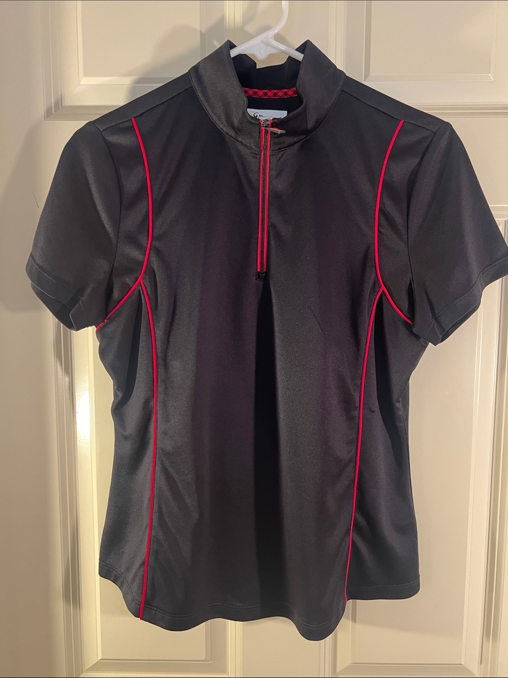 Greg Norman Collection Black Short-Sleeve Athletic Tee with Pink Piping